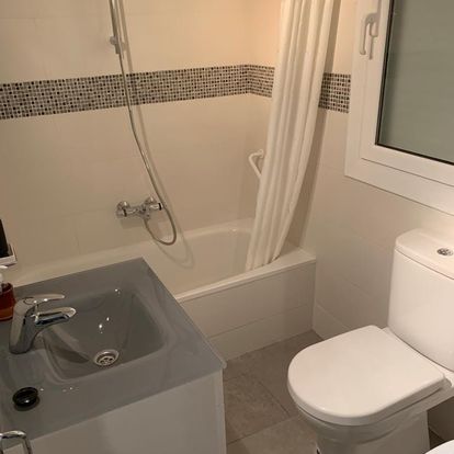 02 Athenais - Casa de vacances amb piscina privada per a 6 persones