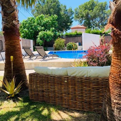 02 Athenais - Casa de vacances amb piscina privada per a 6 persones