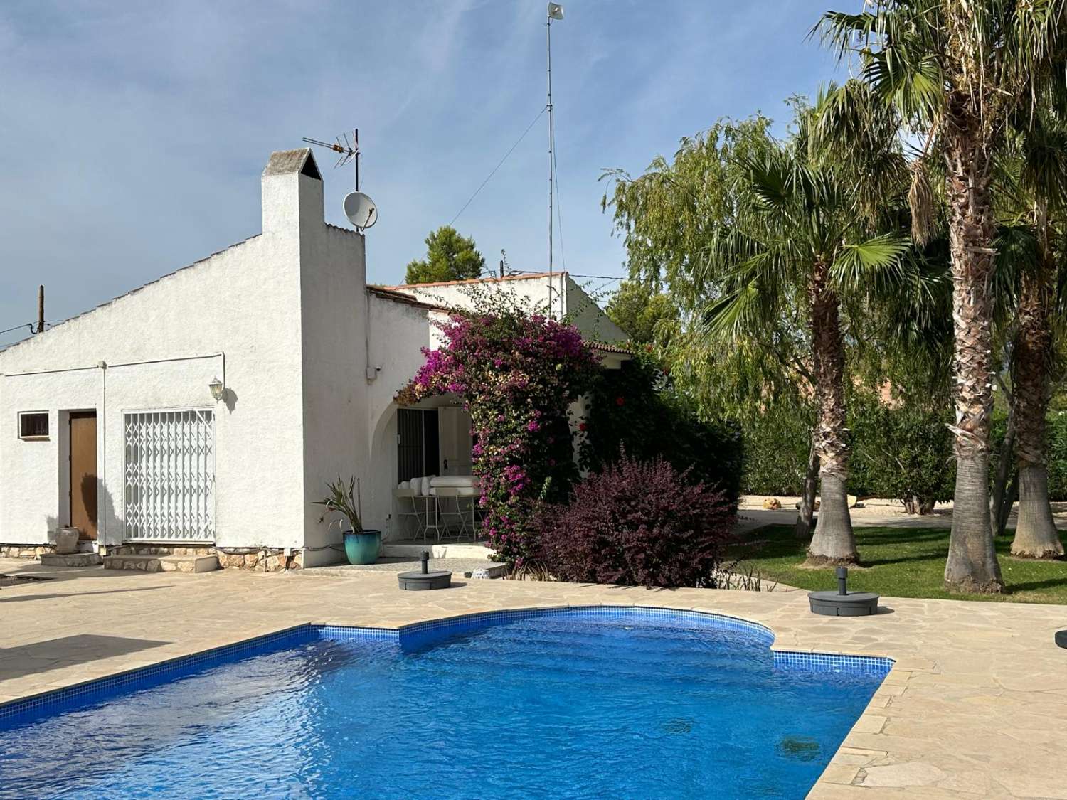 02 Athenais - Ferienhaus mit privatem Pool für 6 Personen
