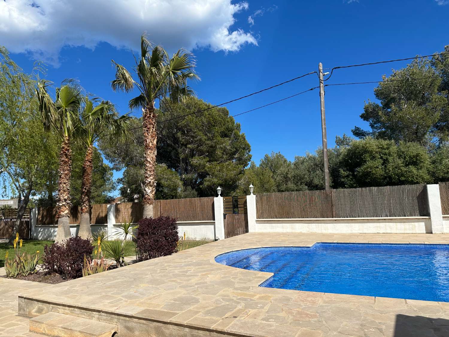 02 Athenais - Casa de vacances amb piscina privada per a 6 persones