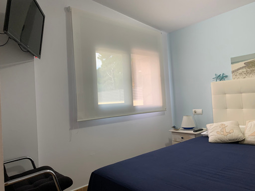 Preciosa casa con piscina privada con gran jardin !