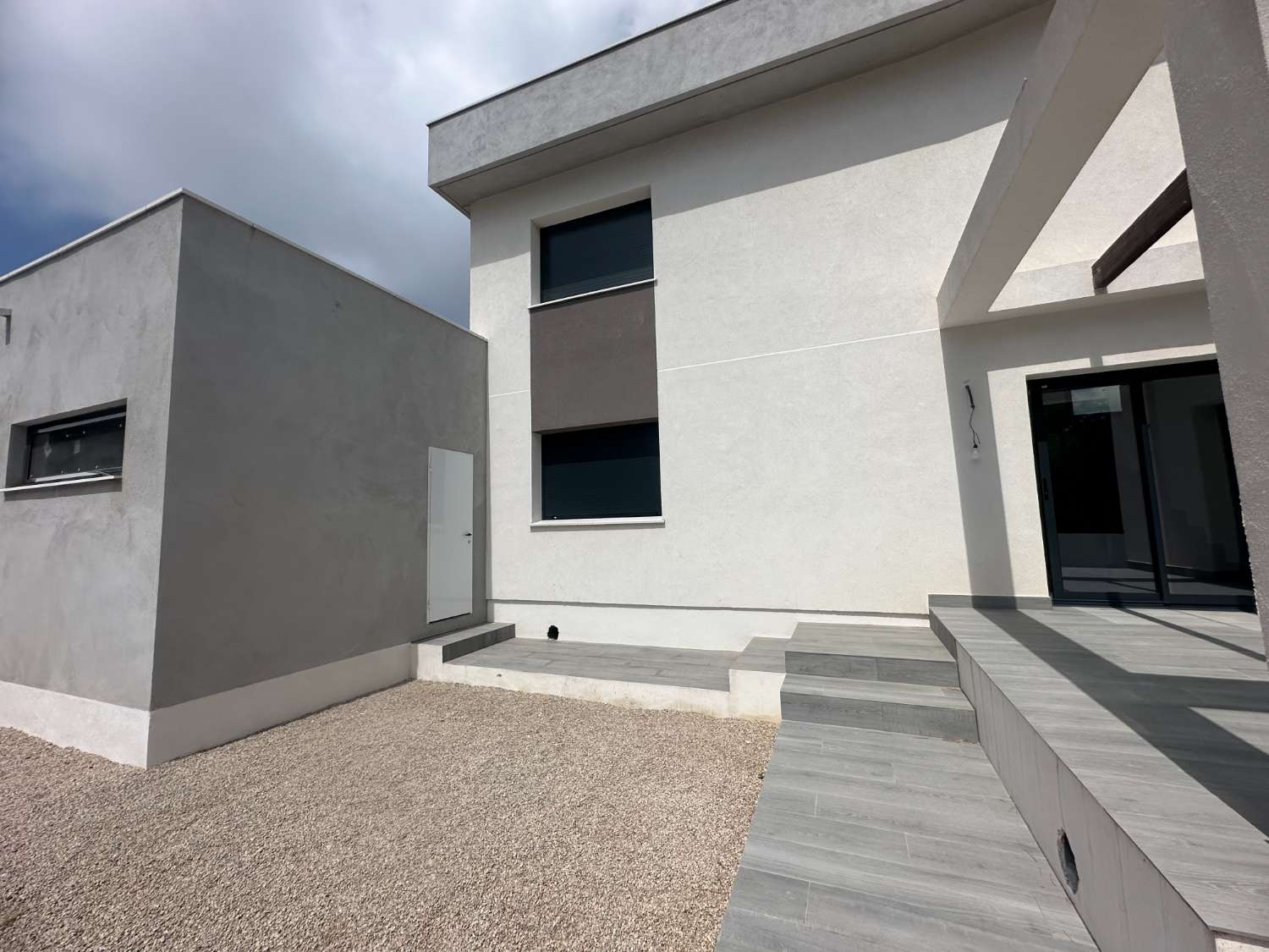 Nueva casa con piscina privada a solo 200m de la playa