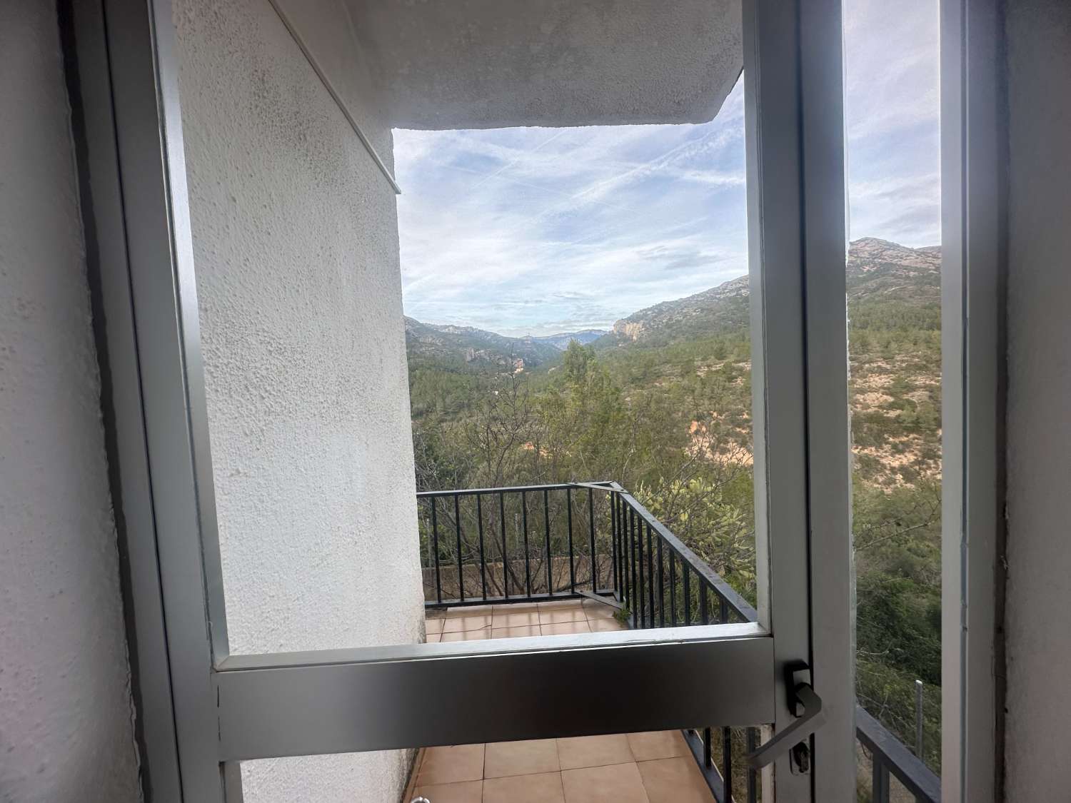 Casa unifamiliar con hermosa vista a la montaña