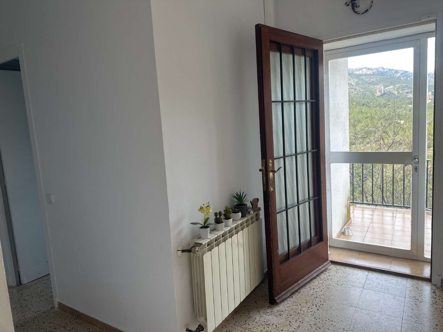 Casa unifamiliar con hermosa vista a la montaña