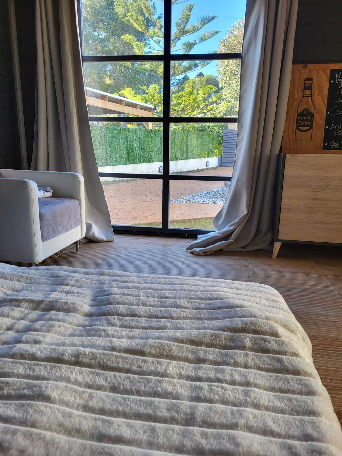 07 Calafato - Exclusivo Chalet con piscina privada y jardin