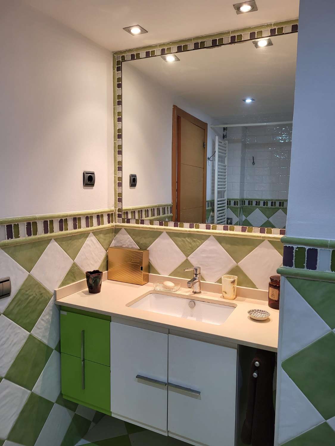 07 Calafato - Exclusivo Chalet con piscina privada y jardin