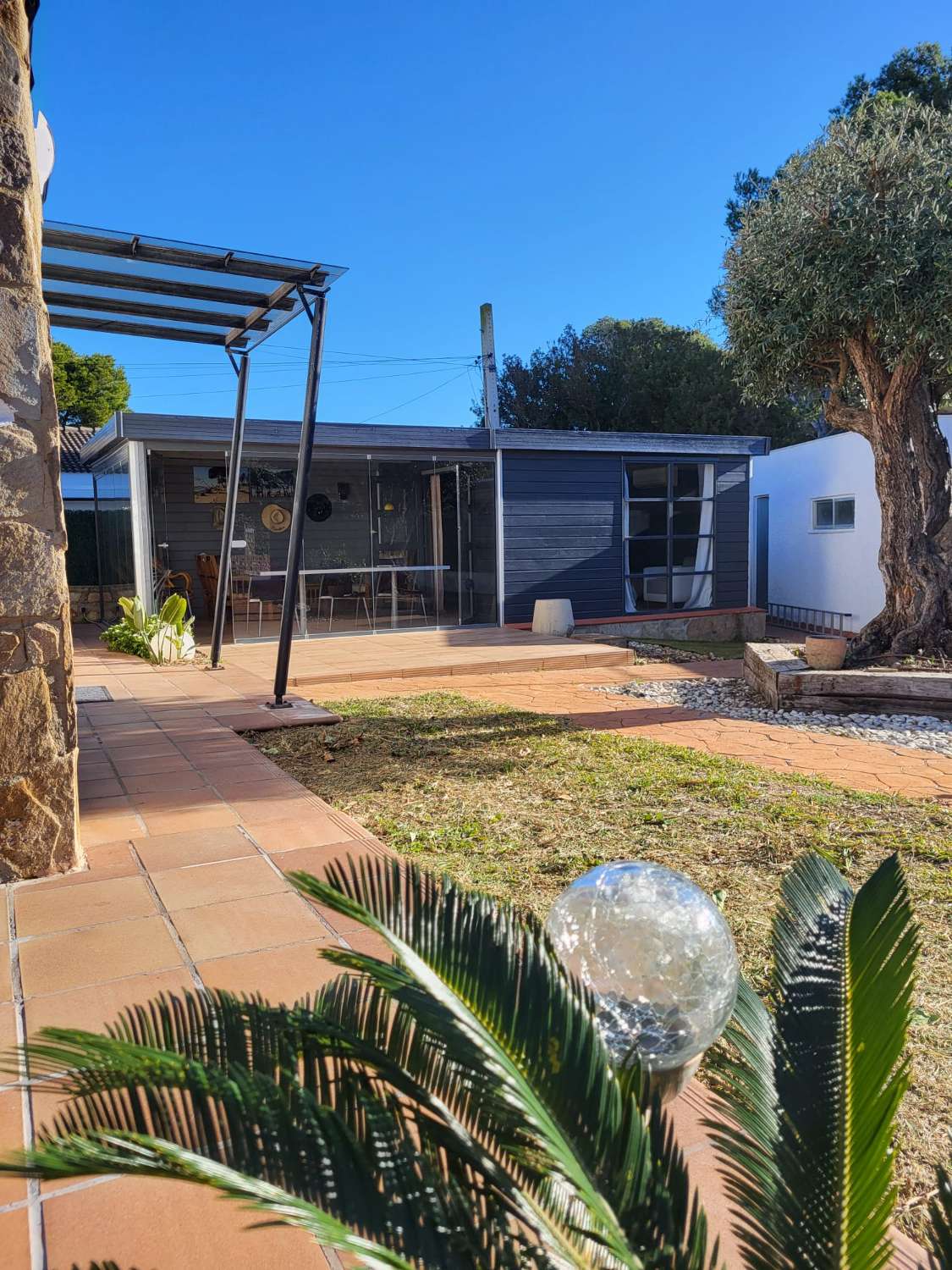 07 Calafato - Exclusivo Chalet con piscina privada y jardin