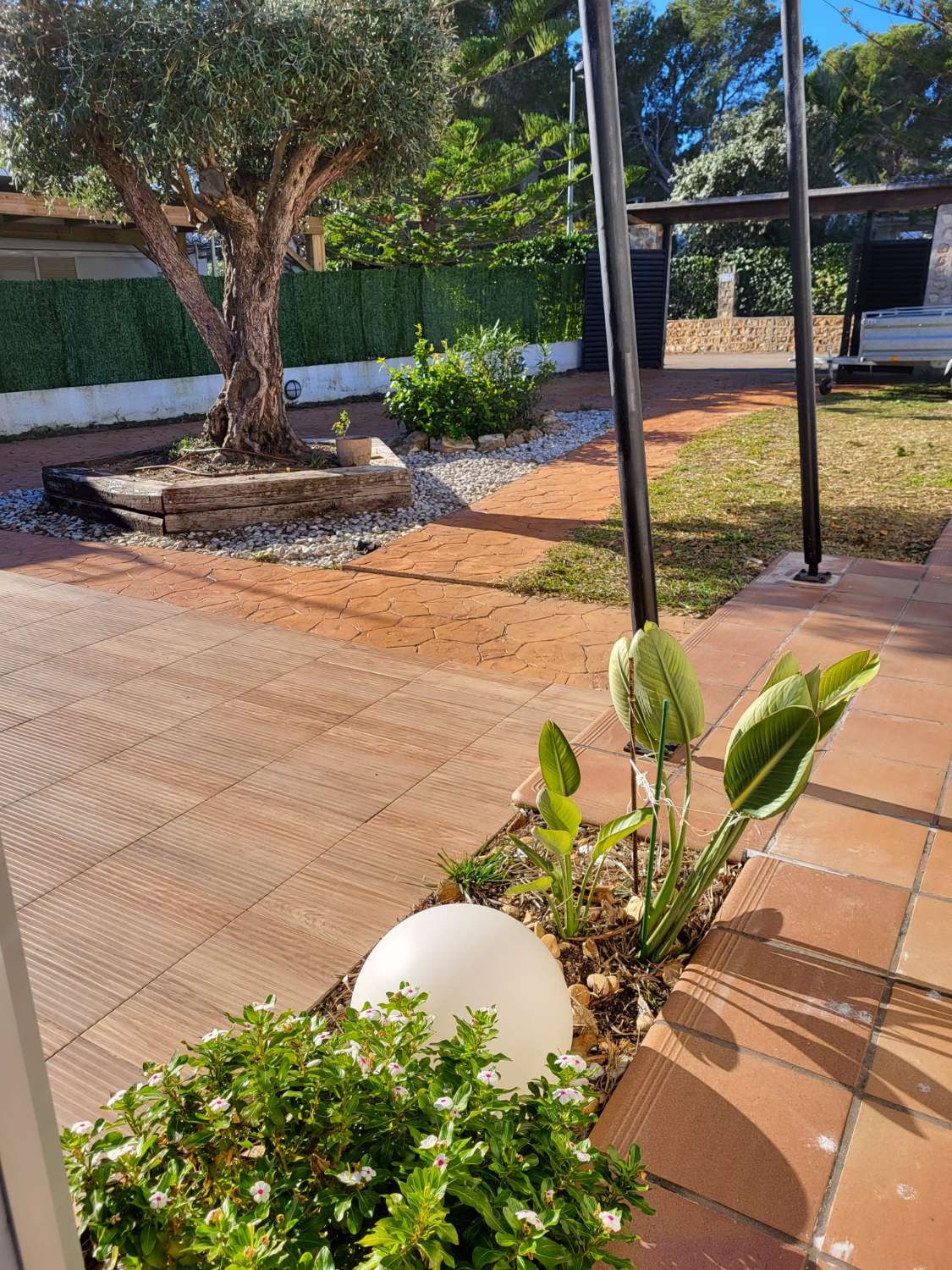 07 Calafato - Exclusivo Chalet con piscina privada y jardin