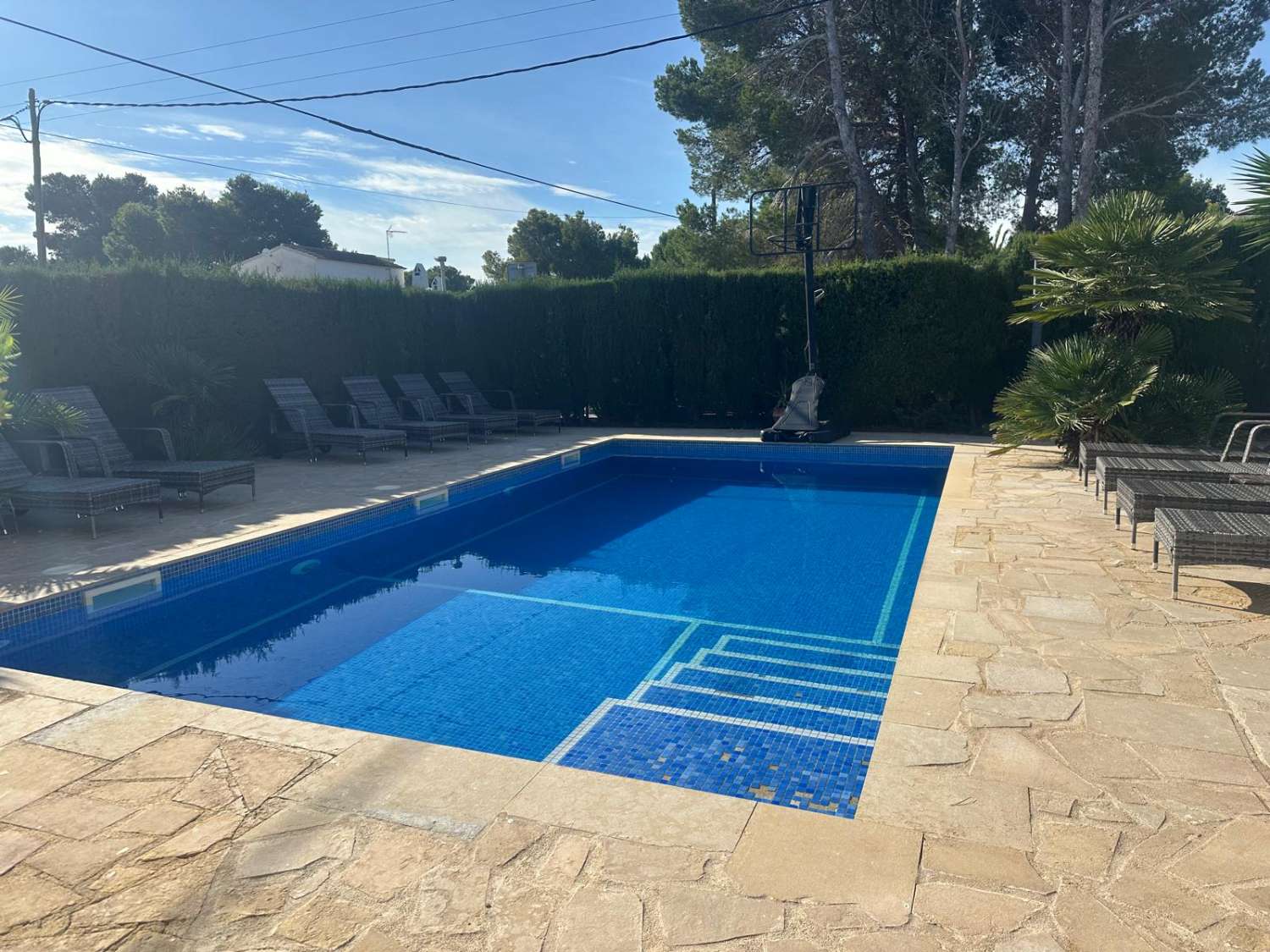 Gran casa de 5 dormitorios con piscina privada
