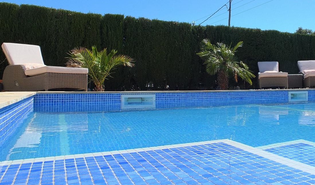 Gran casa de 5 dormitorios con piscina privada