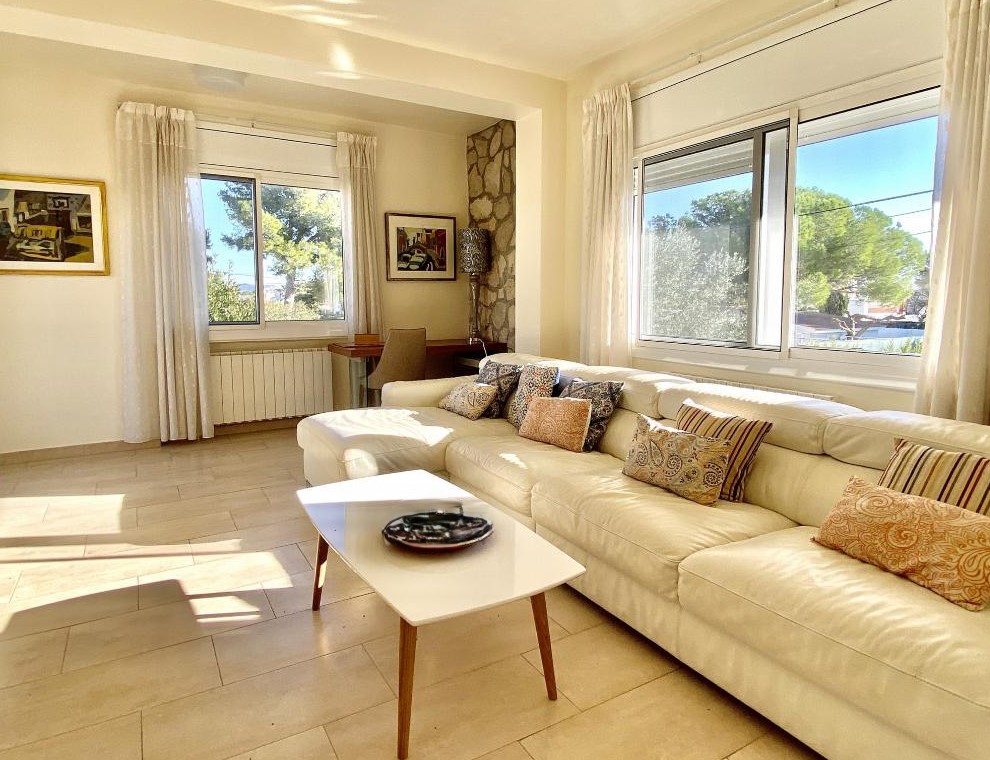 Gran casa de 5 dormitorios con piscina privada