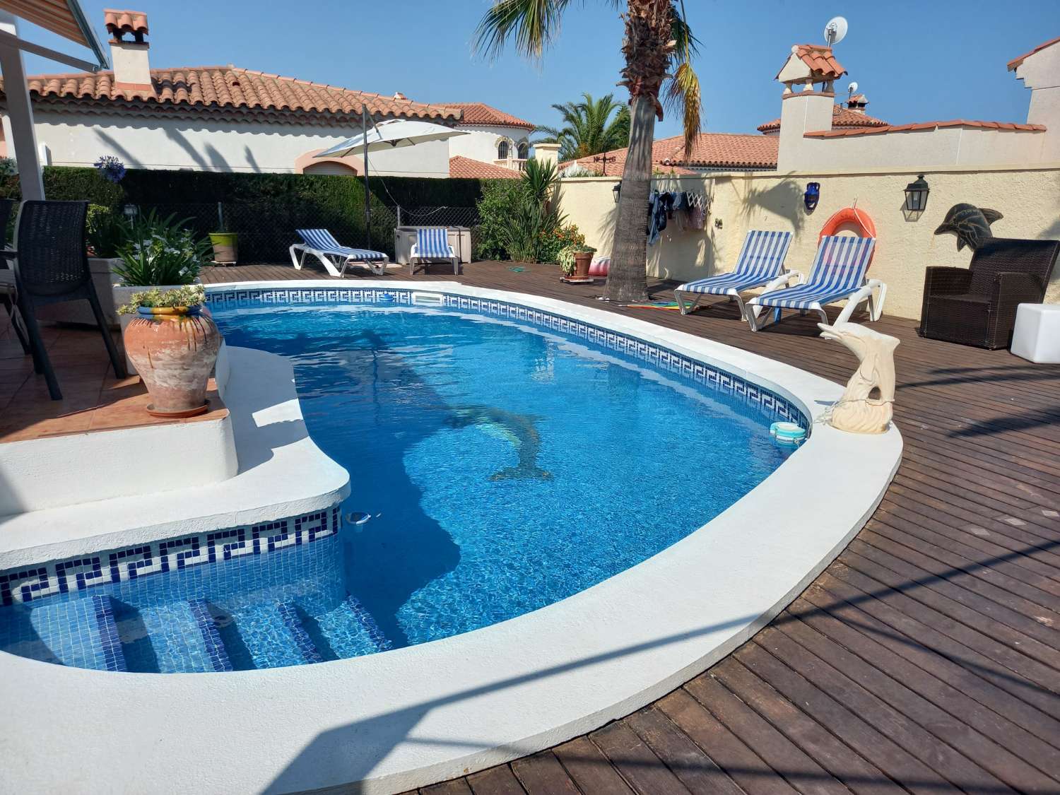 33 Salvador - Preciosa casa unifamiliar, con piscina