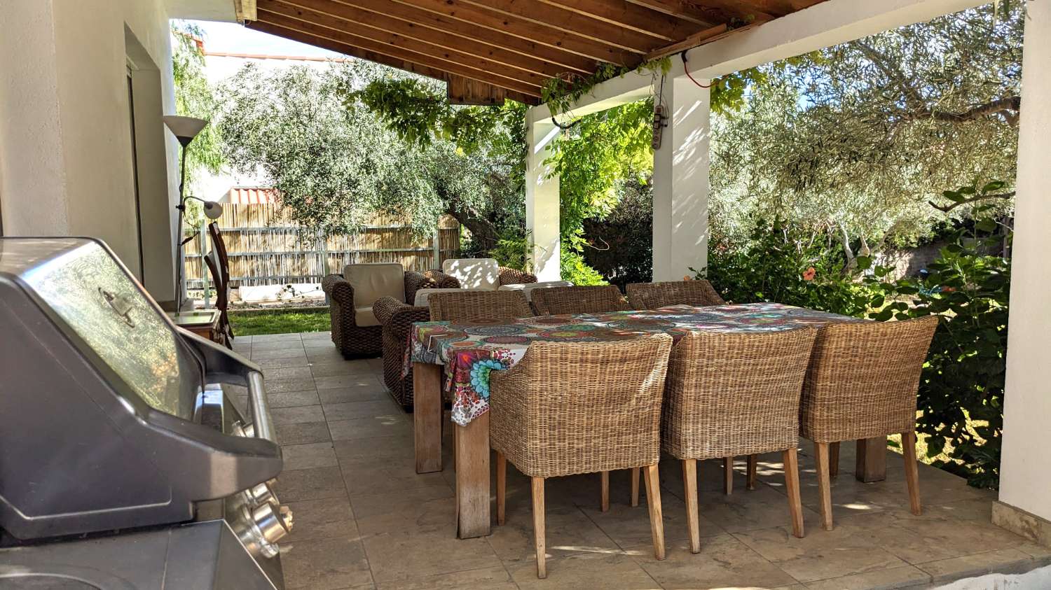 Fantastico Chalet Independiente con piscina y jardin privado