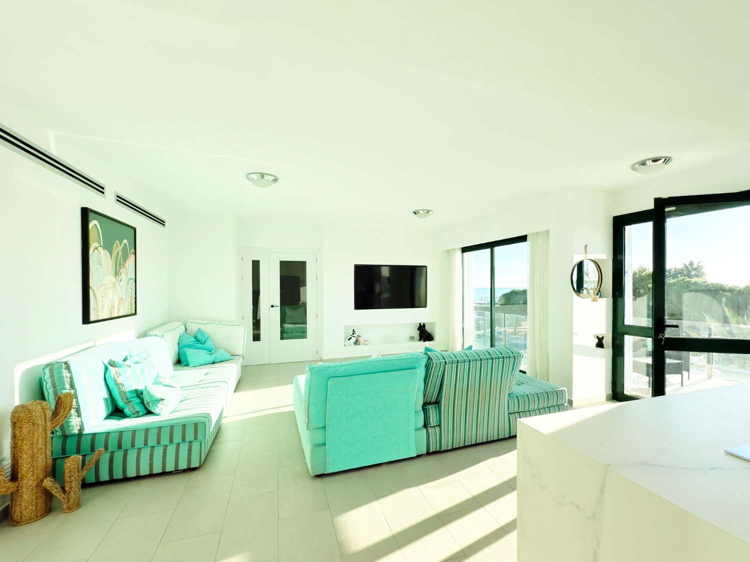 Magnífica villa de lujo con vistas al mar!!!!