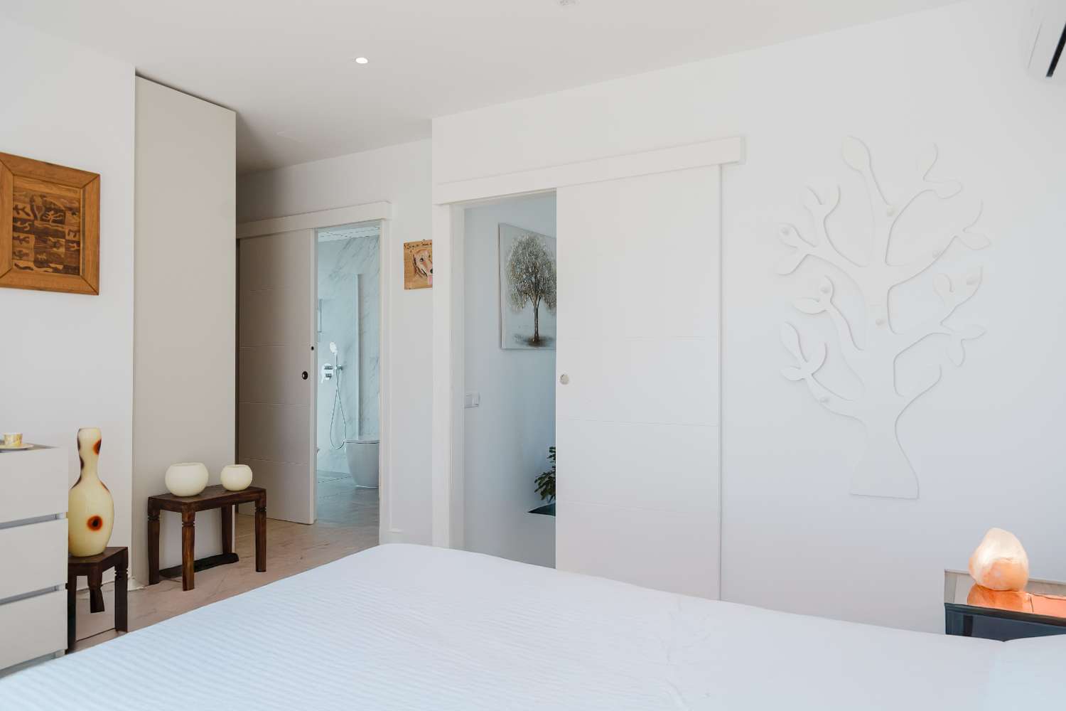Hermosa villa moderna con piscina privada