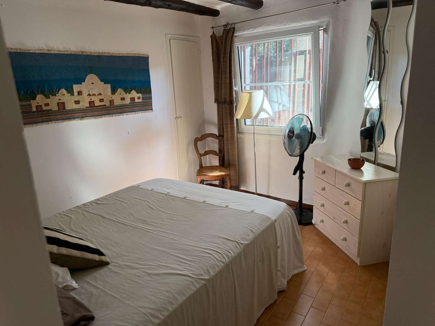 Gran propiedad que consta de dos casas independientes y piscina privada