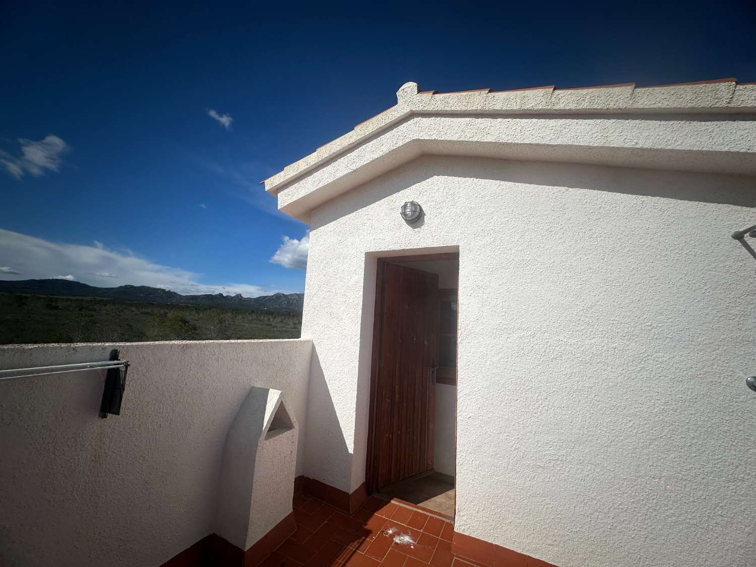 Preciosa casa unifamiliar con piscina privada!!