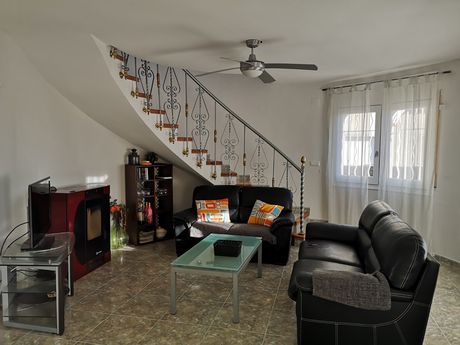 Preciosa casa con piscina privada !