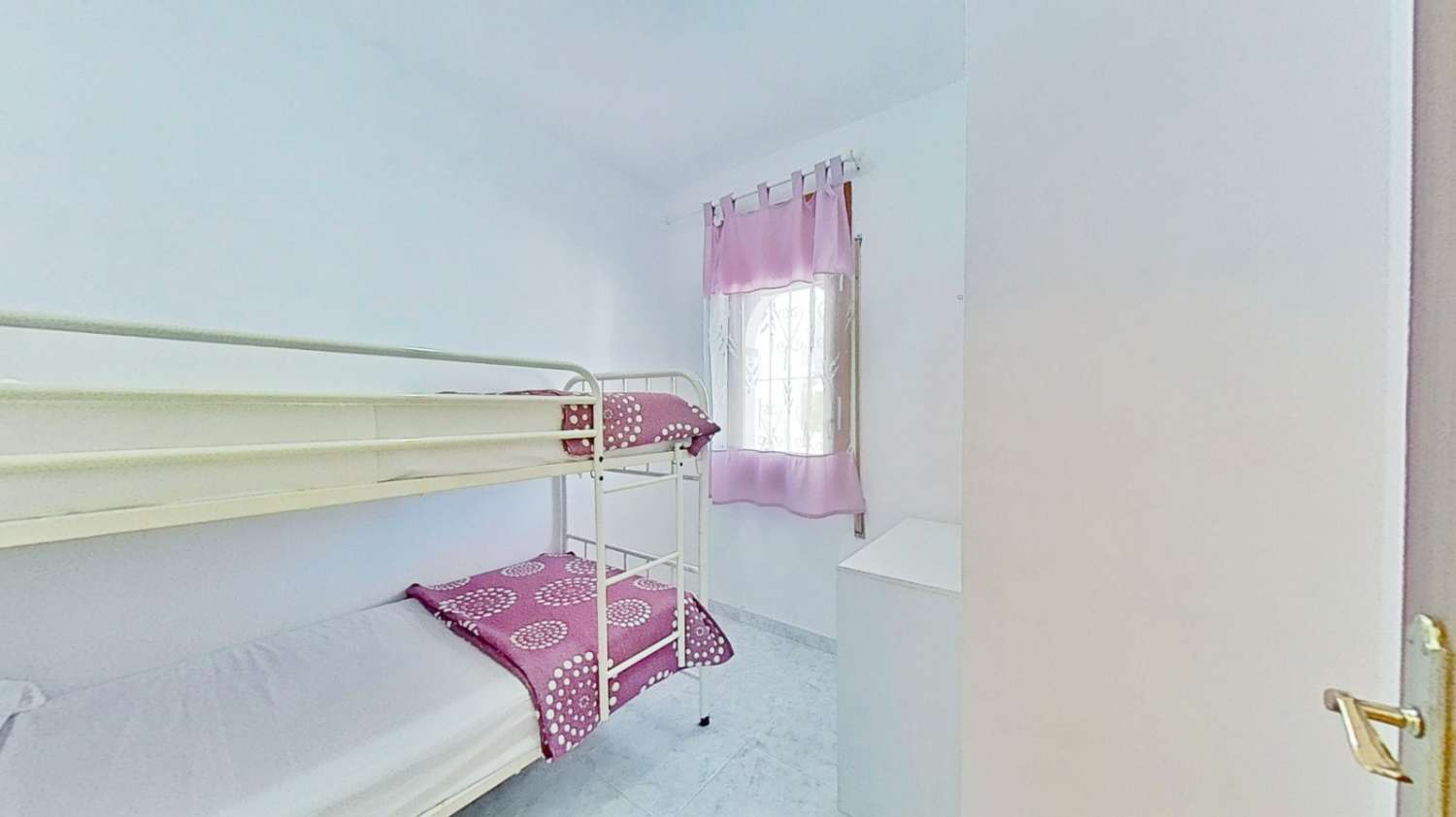 40 Camamilla Casa con piscina privada