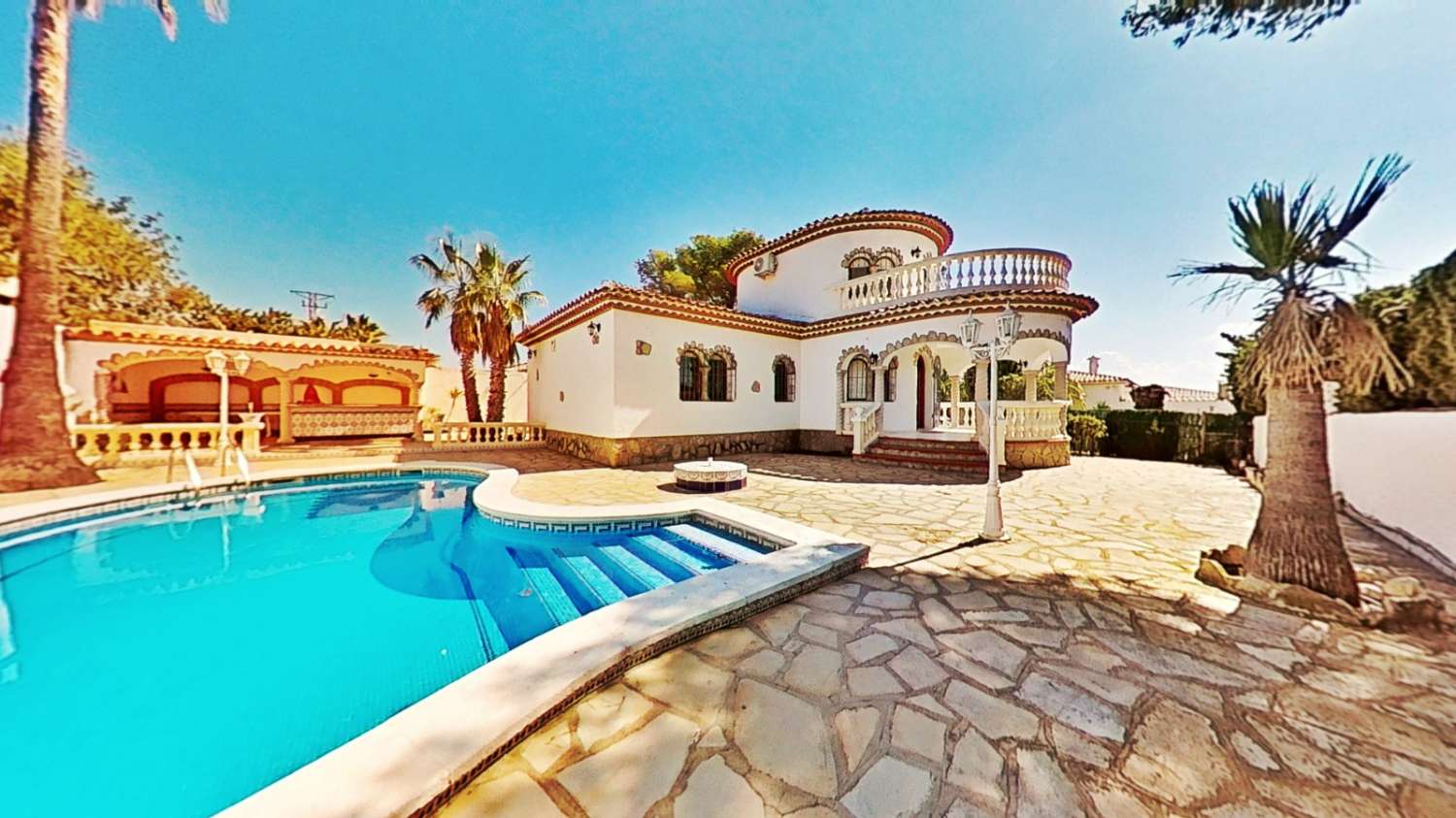 40 Camamilla Casa con piscina privada