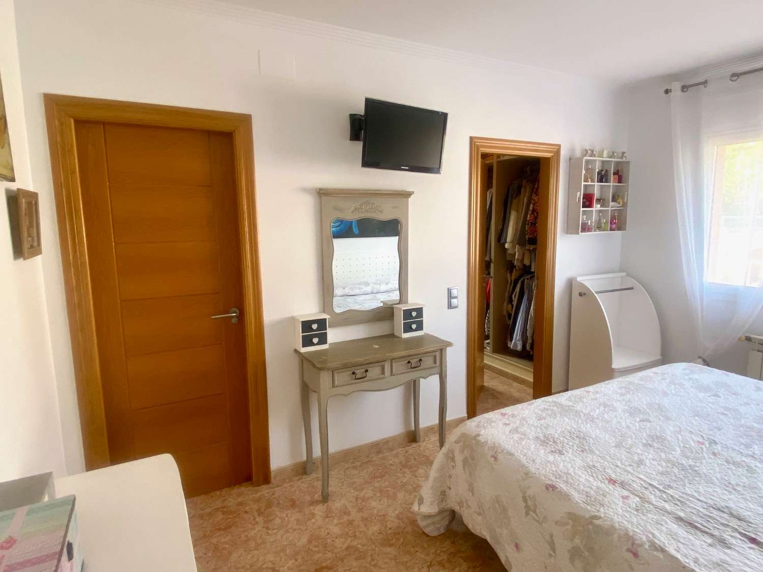 Huvila myynnissä Costa del Zefir (Mont-roig del Camp)