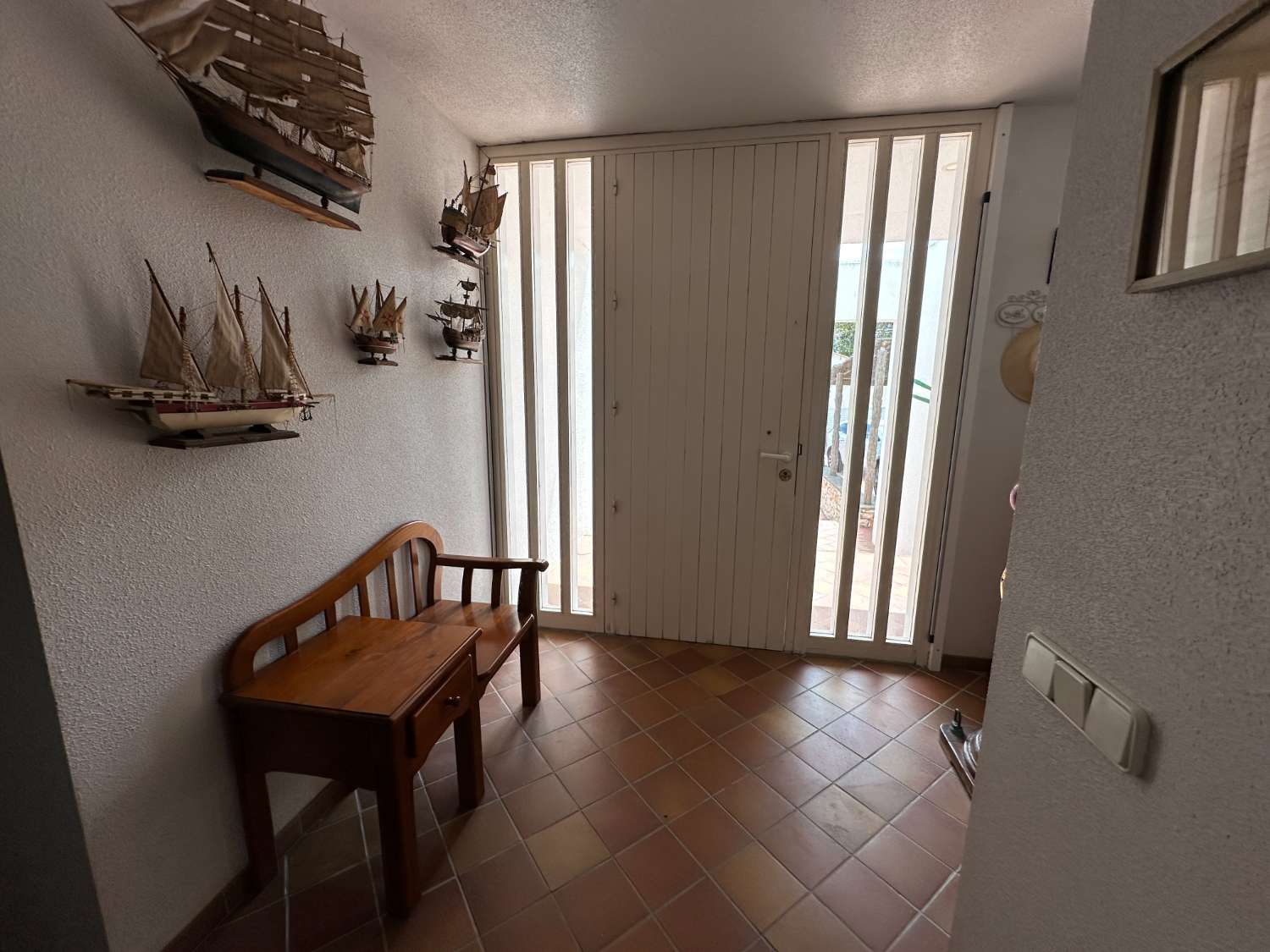 EXCEPCIONAL! Gran propietat a primera línia de mar
