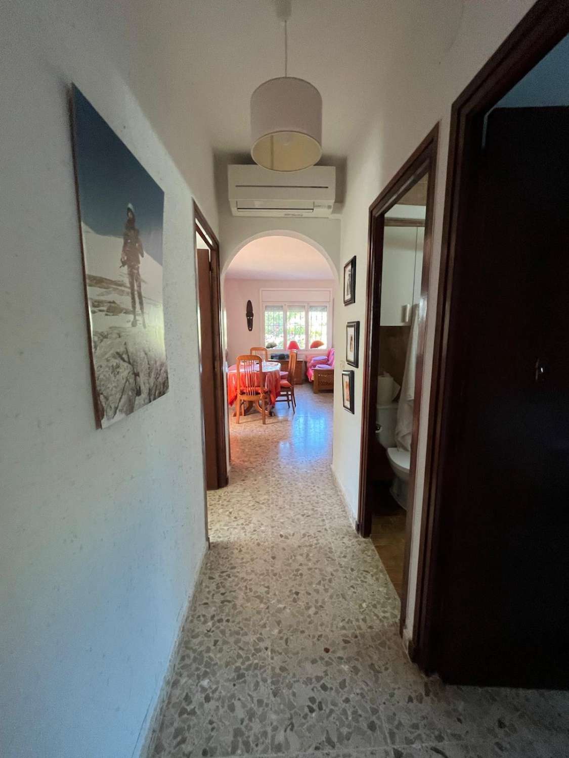 Casa individual con piscina en una sola planta