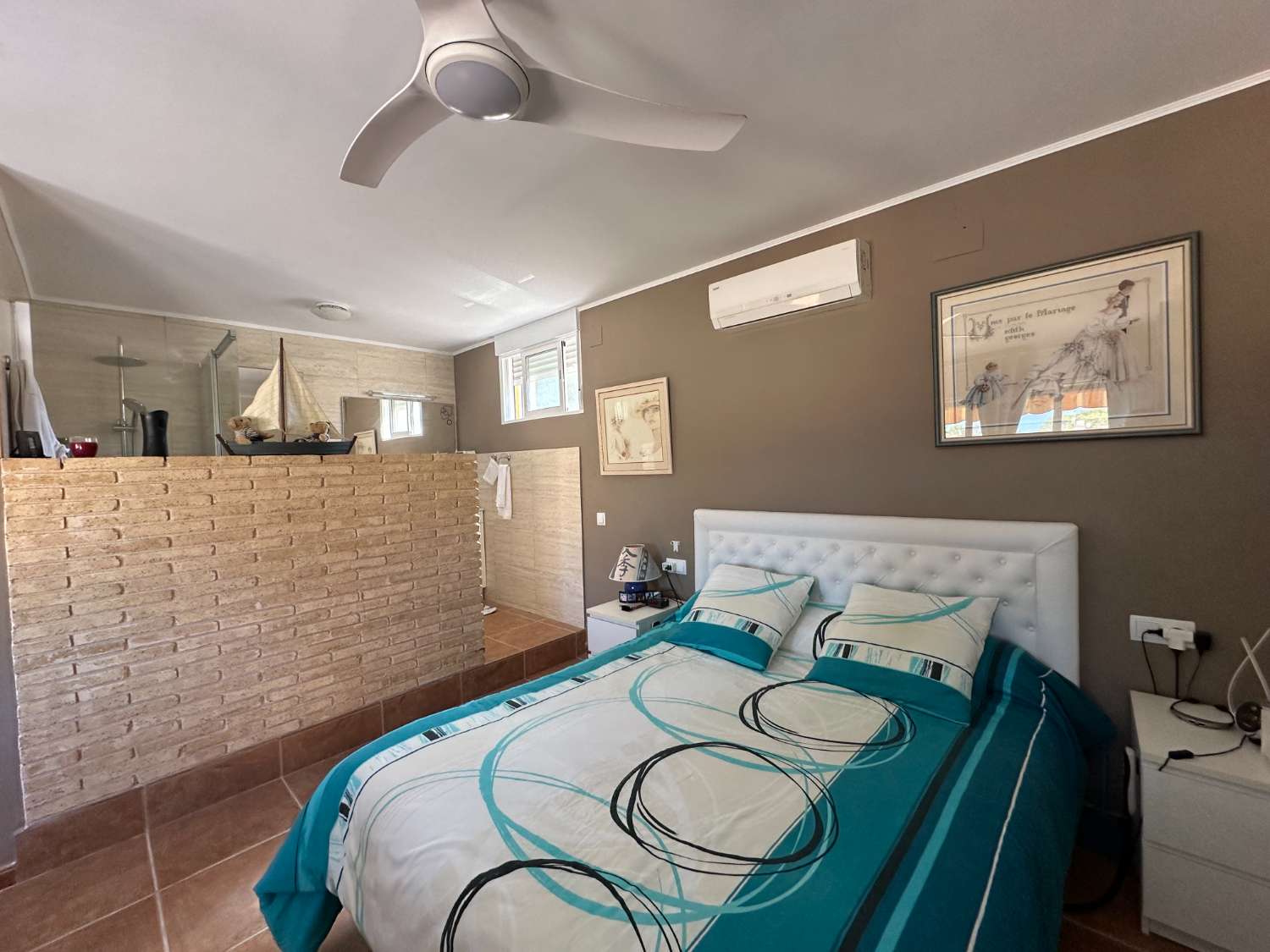 Gran casa unifamiliar con piscina privada