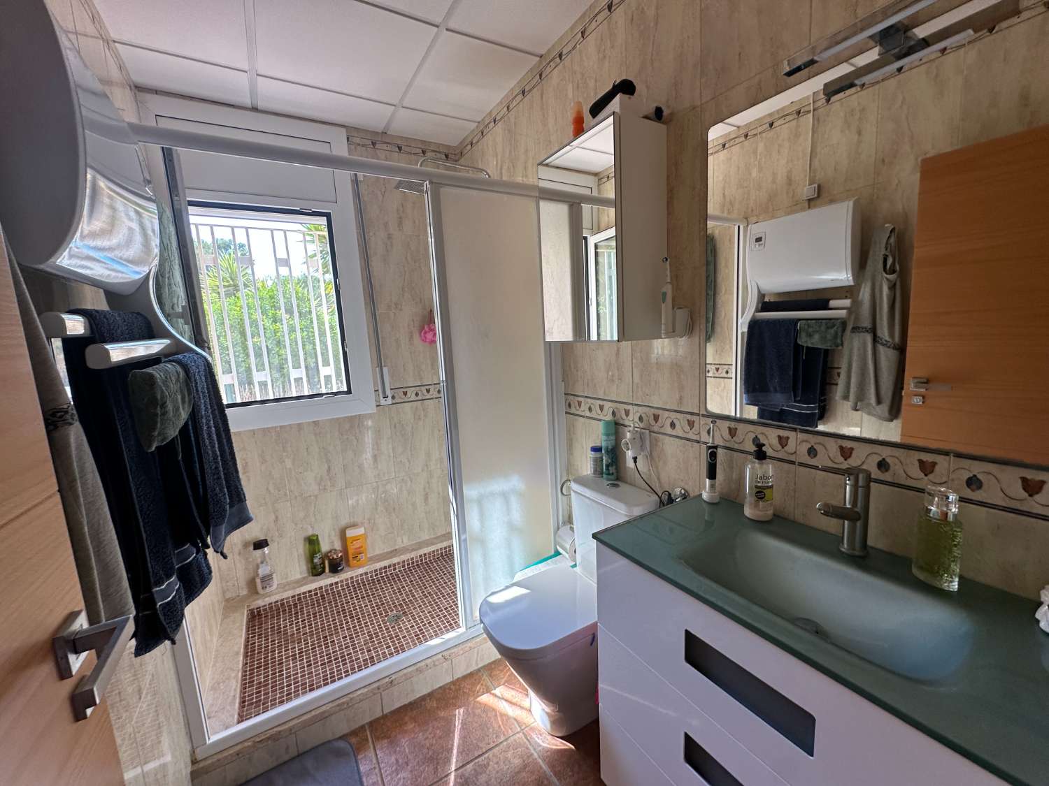 Gran casa unifamiliar con piscina privada