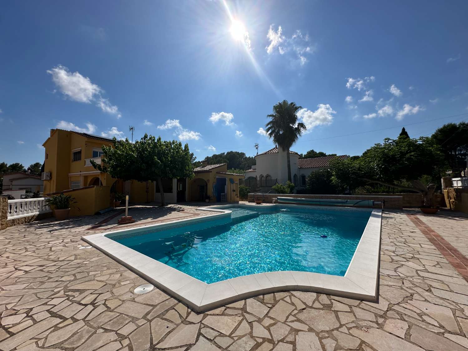 Gran casa unifamiliar con piscina privada