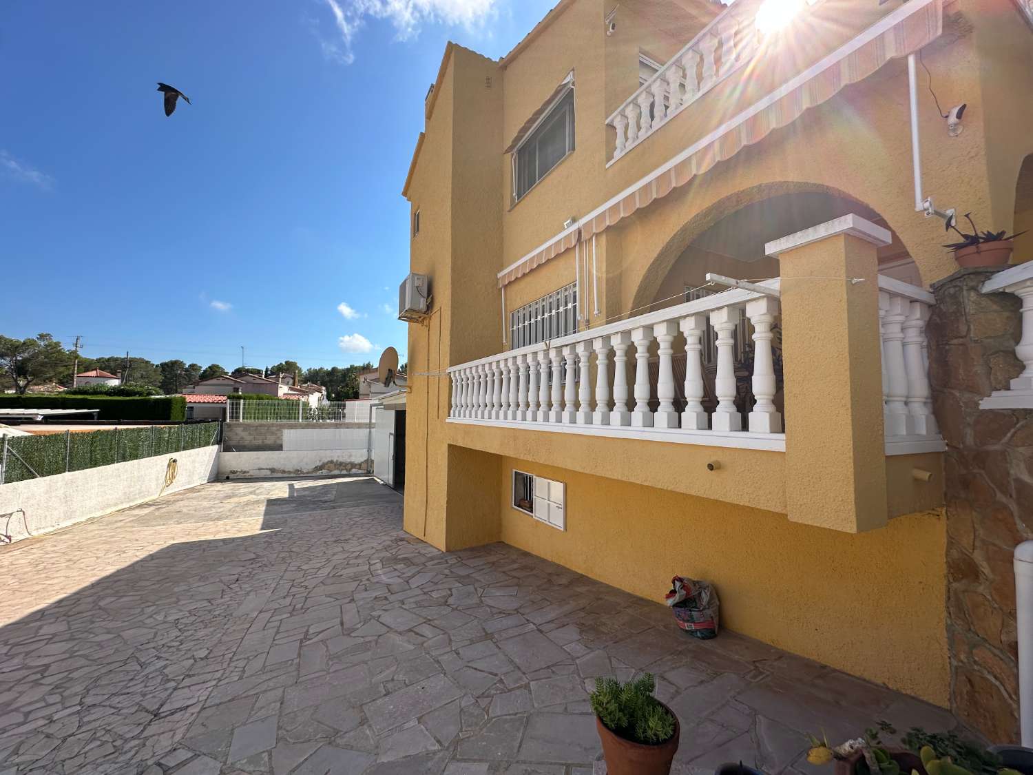 Gran casa unifamiliar con piscina privada