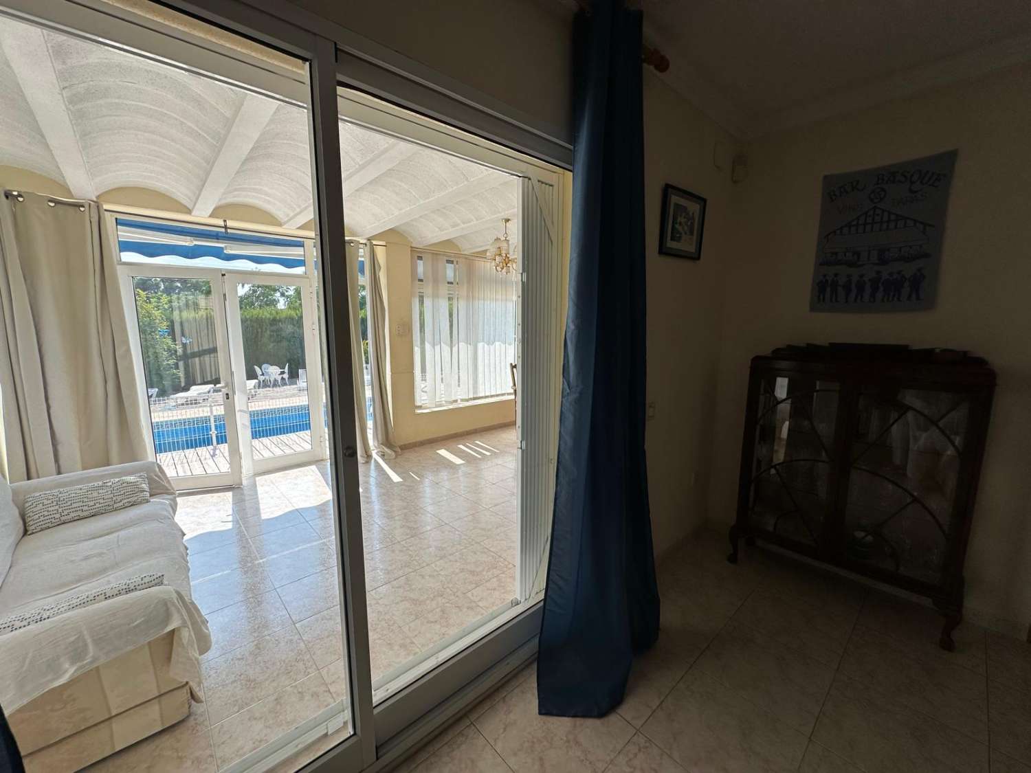 Bonito chalet independiente con piscina privada a 300m del puerto de Calafat