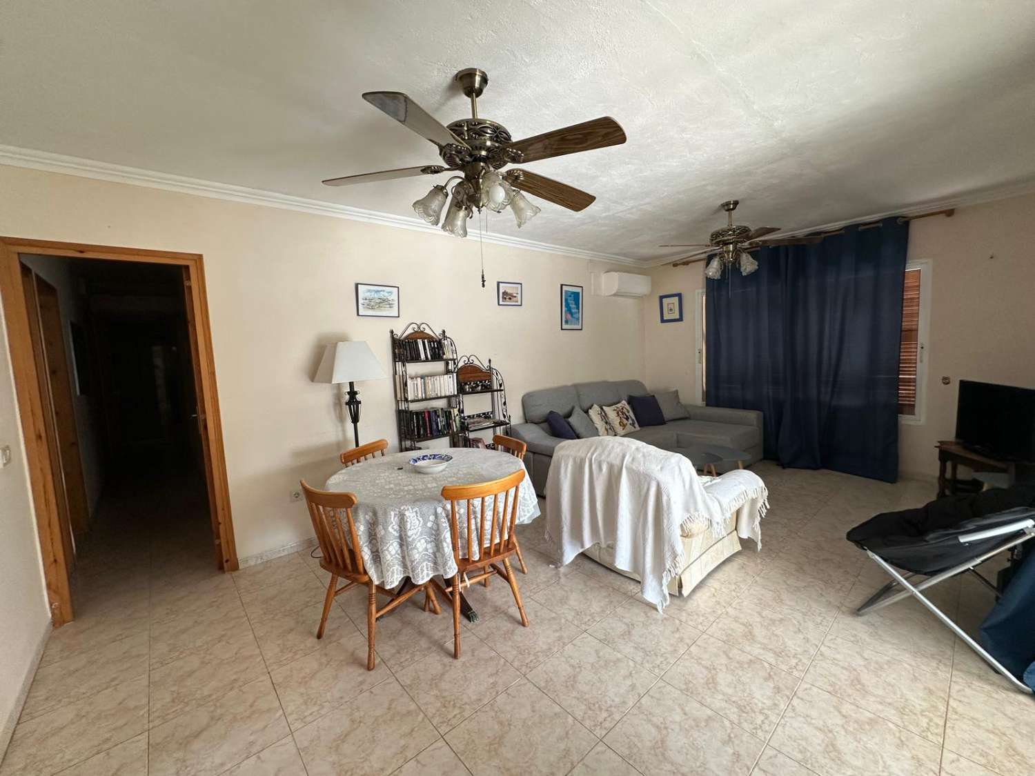 Bonito chalet independiente con piscina privada a 300m del puerto de Calafat