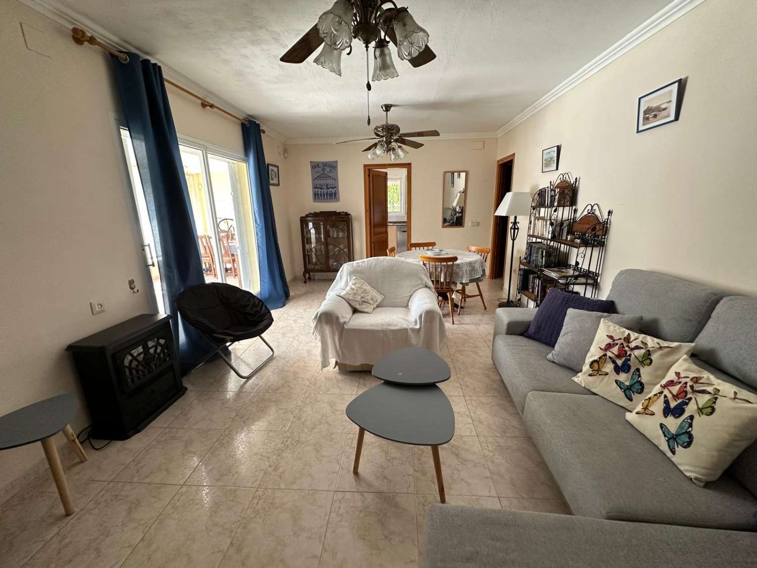 Bonito chalet independiente con piscina privada a 300m del puerto de Calafat