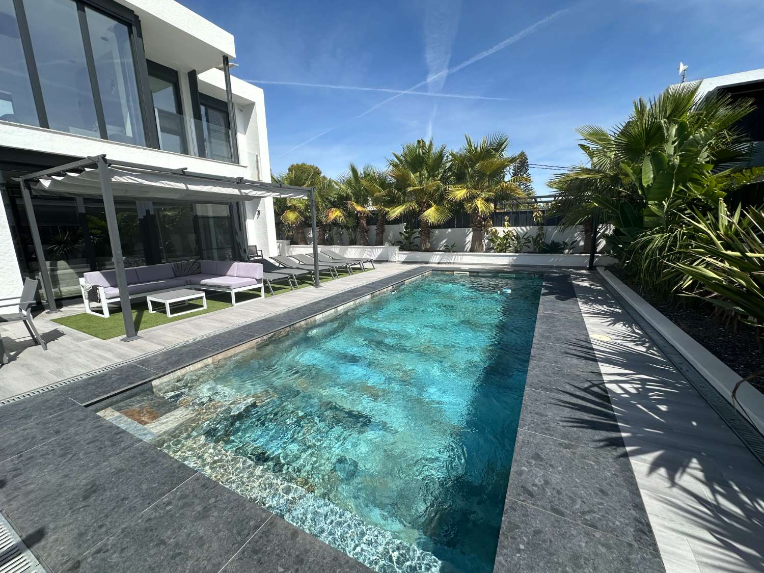Magnífica casa moderna amb piscina privada
