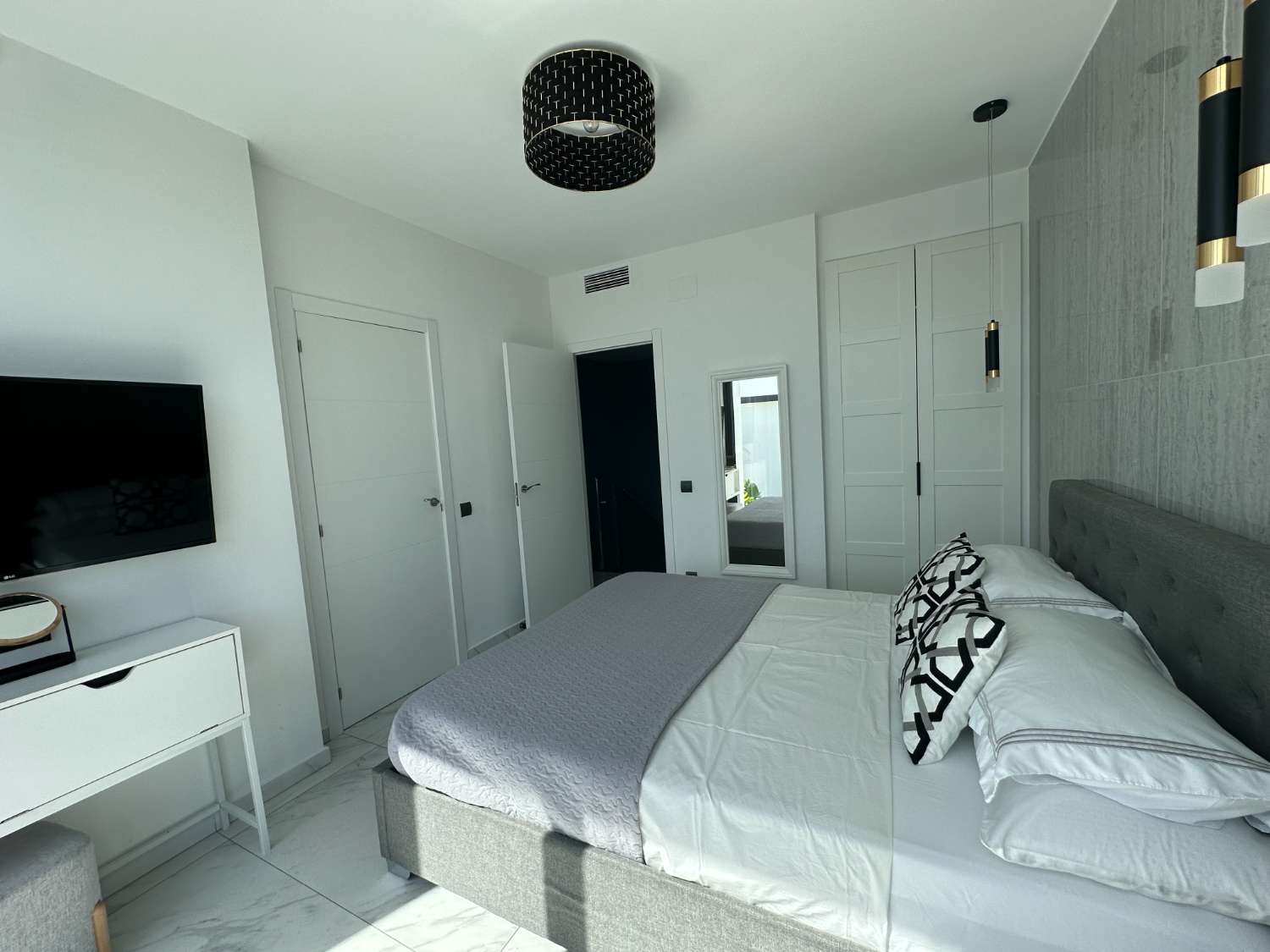 Magnífica casa moderna amb piscina privada