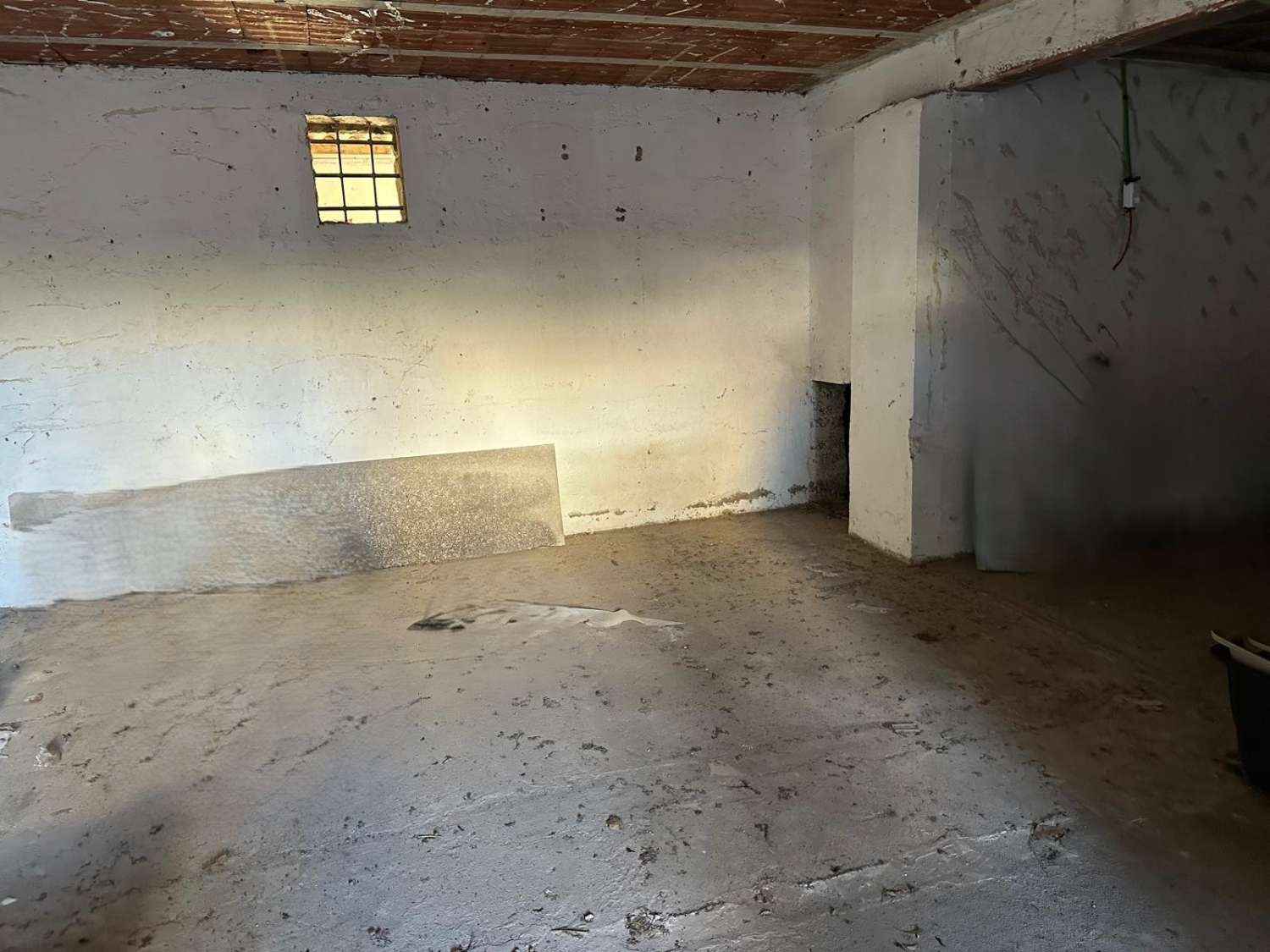Impresionante Chalet independiente de  210m. en parcela de 850 metros