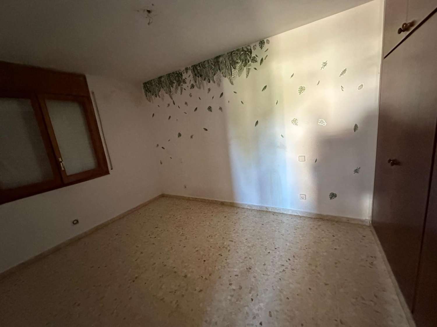 Impresionante Chalet independiente de  210m. en parcela de 850 metros