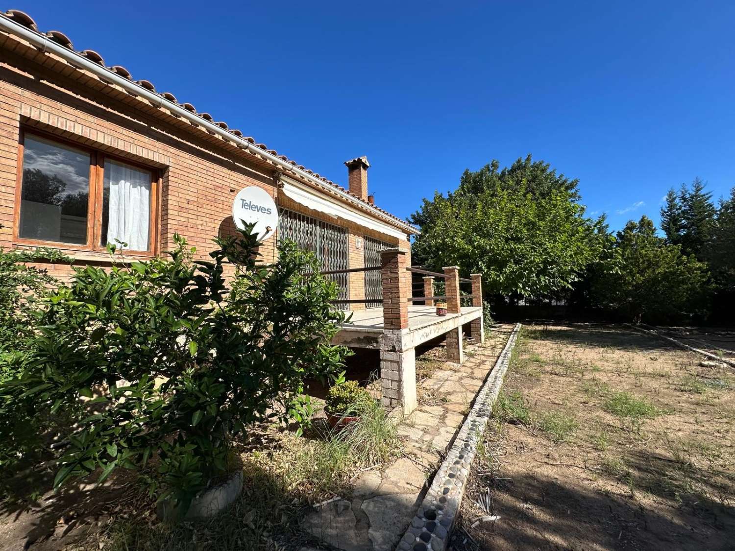 Impresionante Chalet independiente de  210m. en parcela de 850 metros