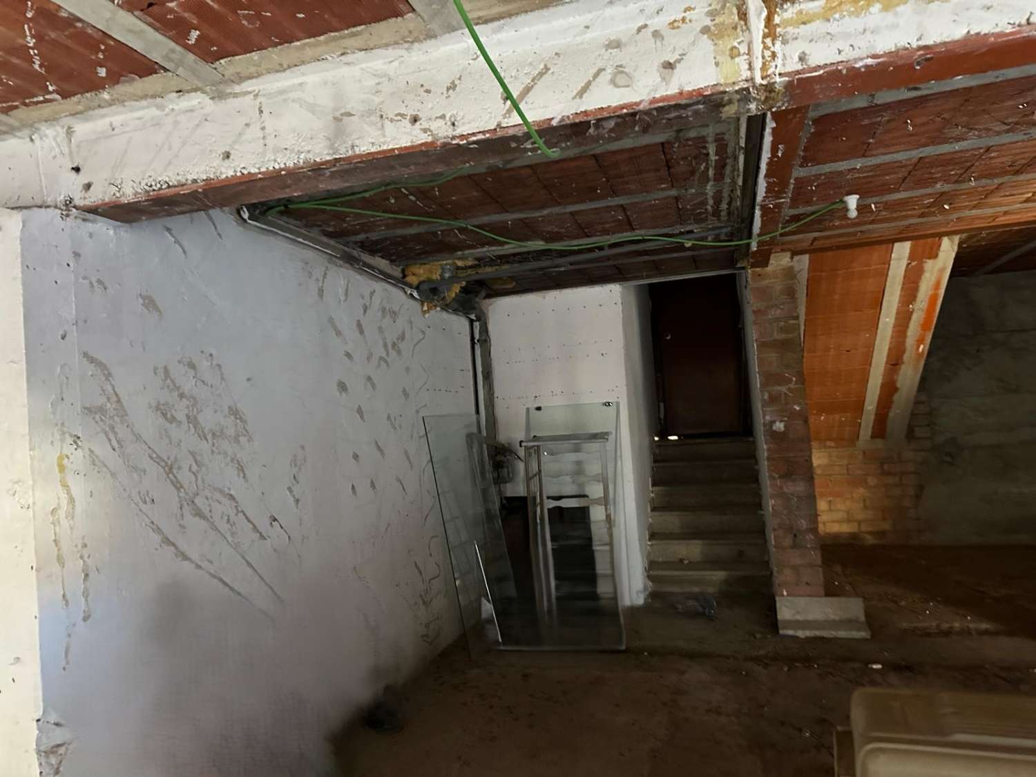 Impresionante Chalet independiente de  210m. en parcela de 850 metros