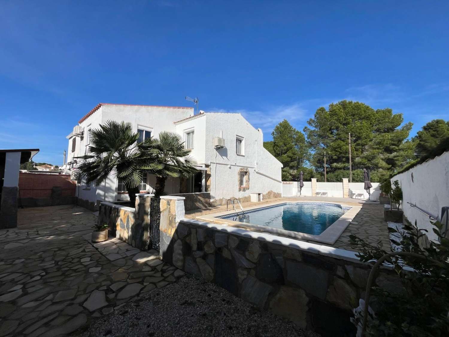 Chalet con piscina privada en l'Ametlla de Mar