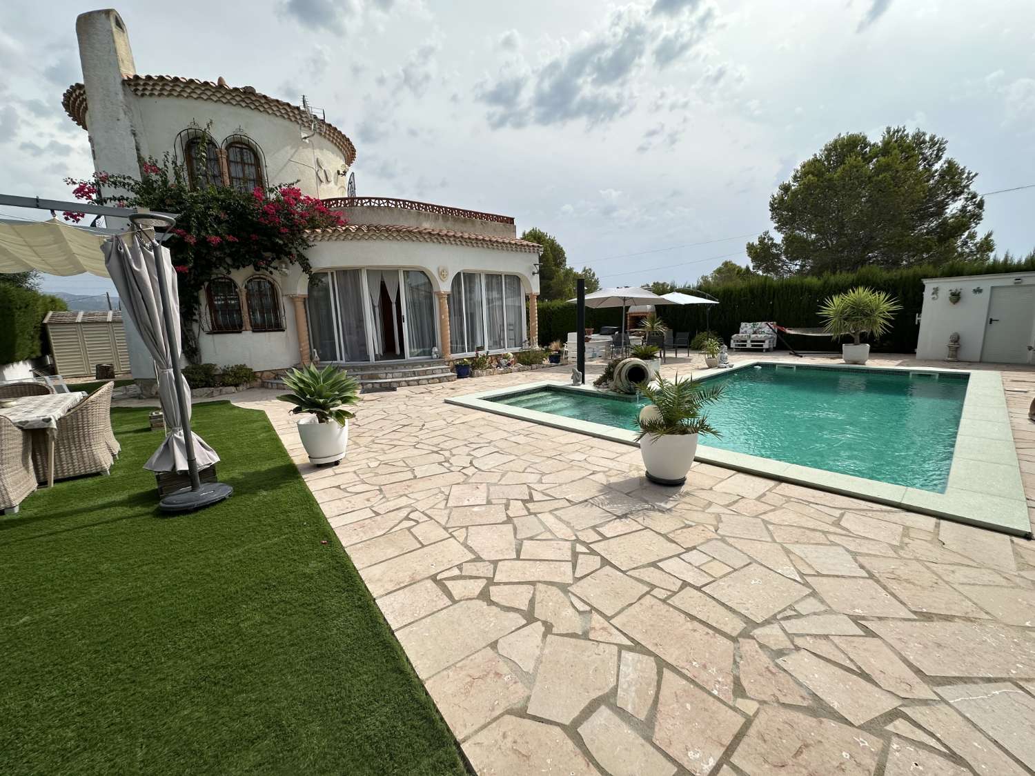 Villa myynnissä Les Tres Cales (L'Ametlla de Mar)