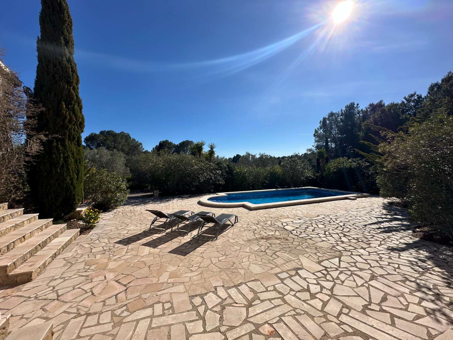 43 AURORA- Preciosa villa con piscina privada en plena naturaleza.