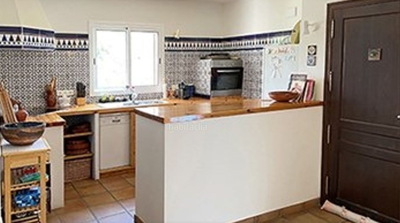 - Preciosa villa con piscina privada en plena naturaleza.