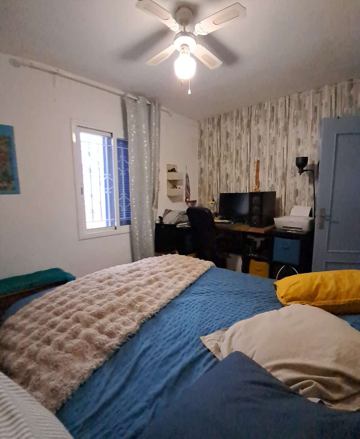 Haus mit unabhängigem Studio und Swimmingpool, 600 m vom Meer entfernt