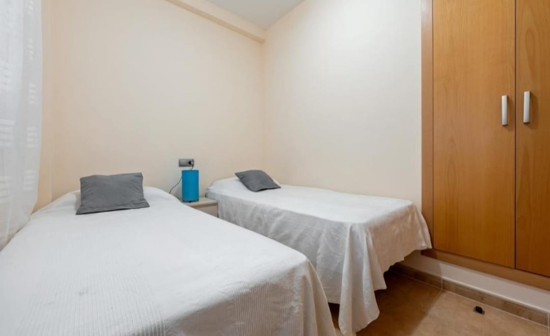 Bonito atico con terraza privada 4 personas