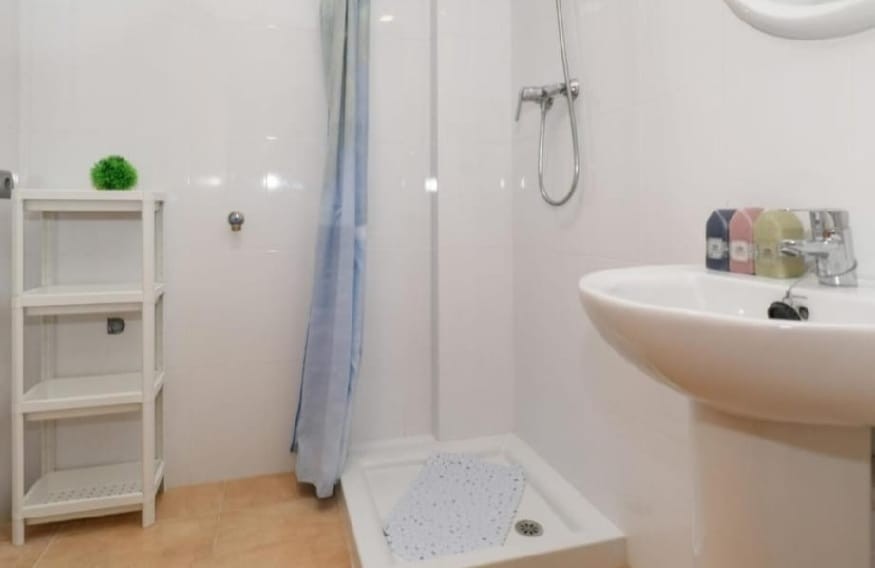 Bonito atico con terraza privada 4 personas