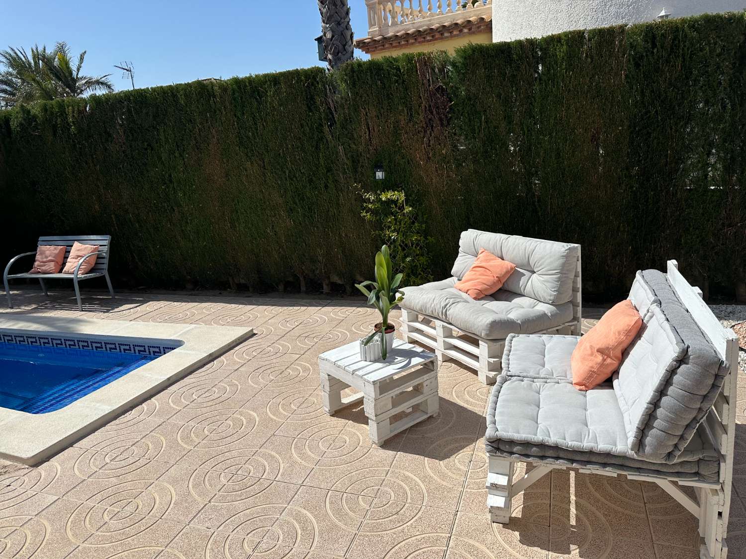 24 Hondures encantadora vila amb piscina privada