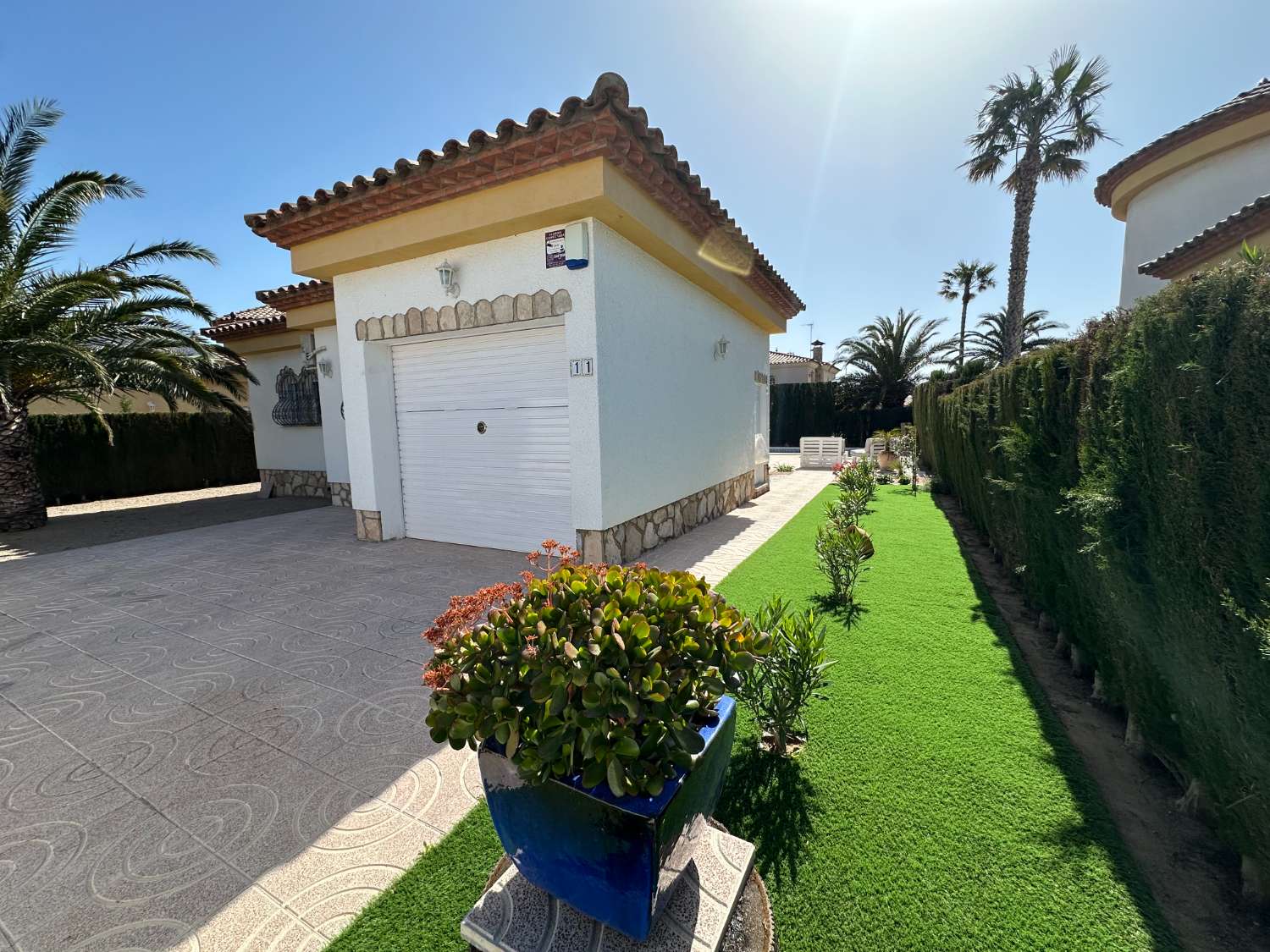 24 Hondures encantadora vila amb piscina privada