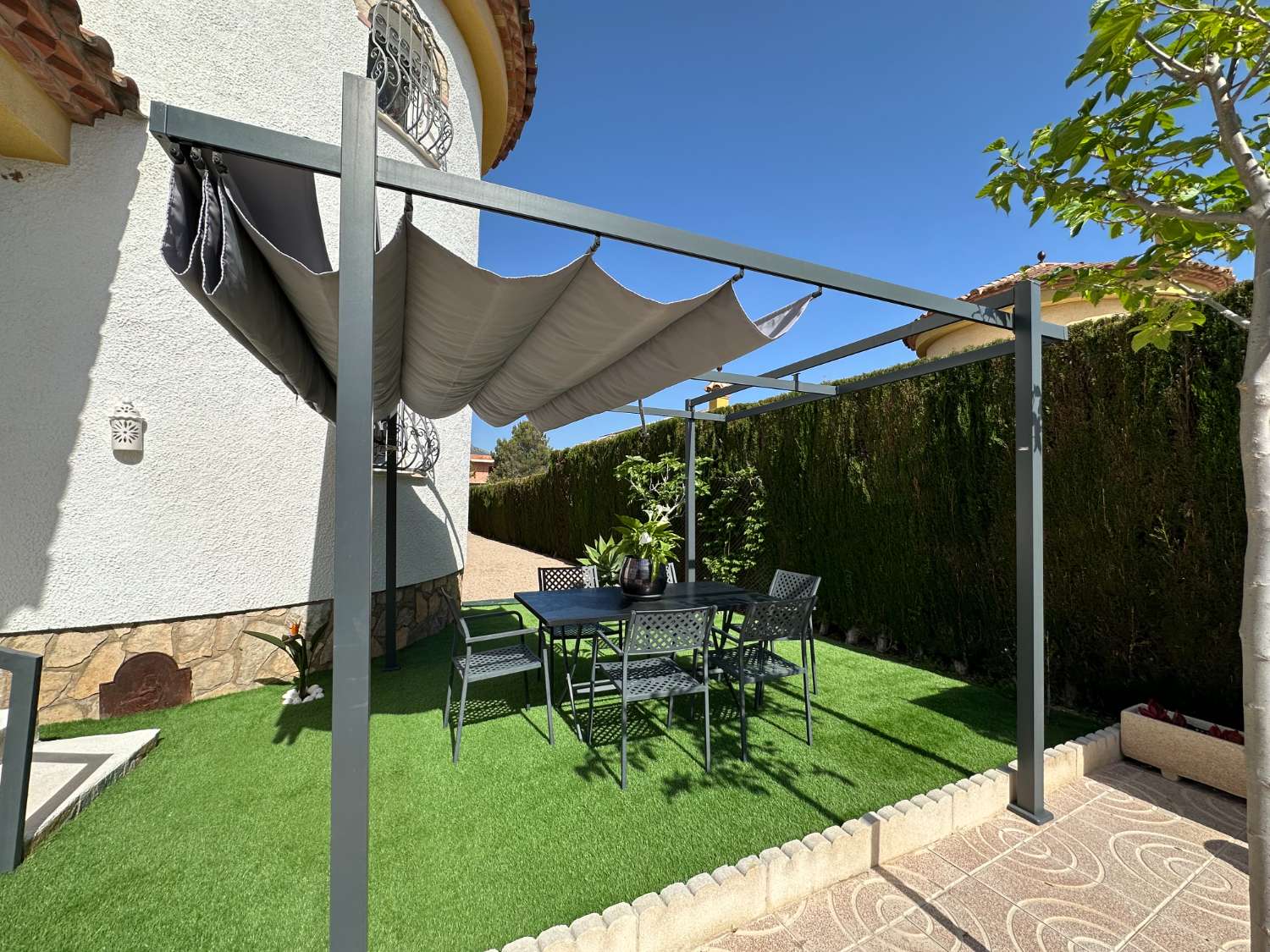 24 Hondures encantadora vila amb piscina privada